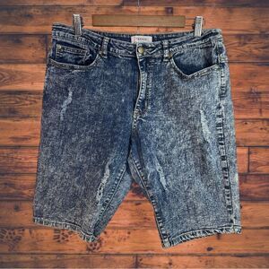5 for $25🔥Trendy Collection Blue Acid Wash Bermuda Shorts Size 14